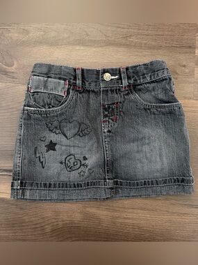 Y2K Sprockets Black Denim Graffiti Skirt Size 5T